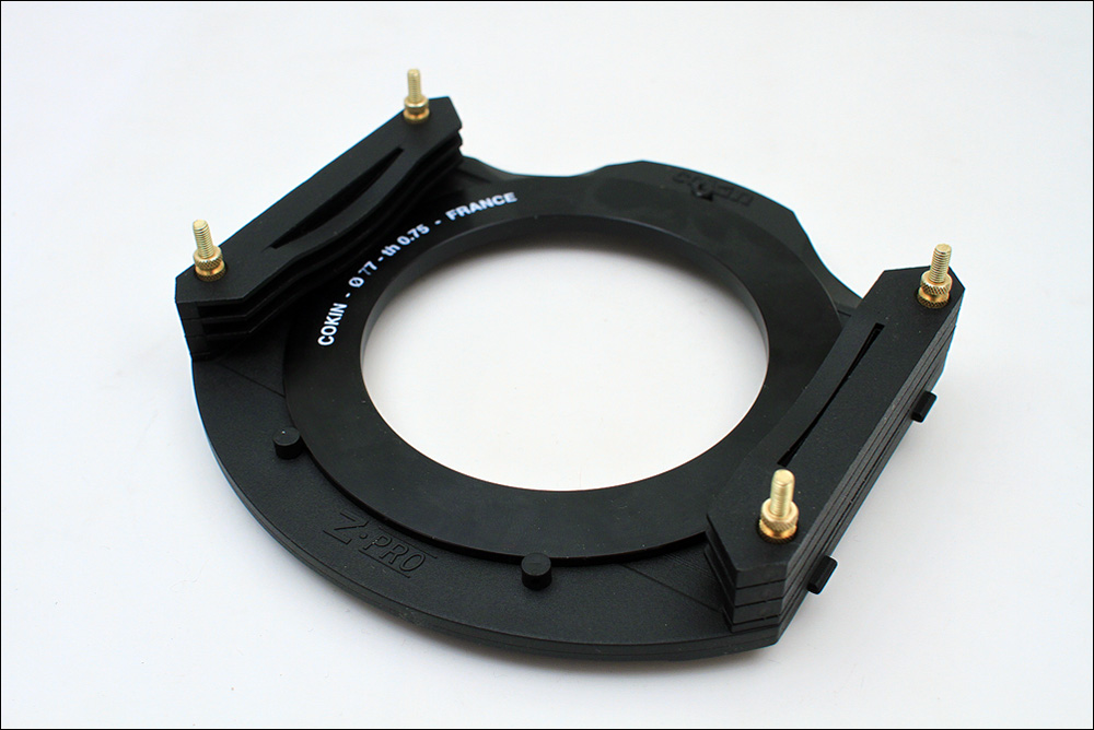 IMAGE: http://gear.benjacobsenphoto.com/wp-content/gallery/cokin-z/img_2017.jpg