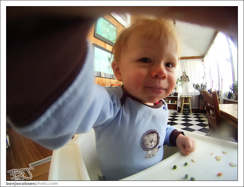 IMAGE: http://gear.benjacobsenphoto.com/wp-content/gallery/gopro/pict0118.jpg